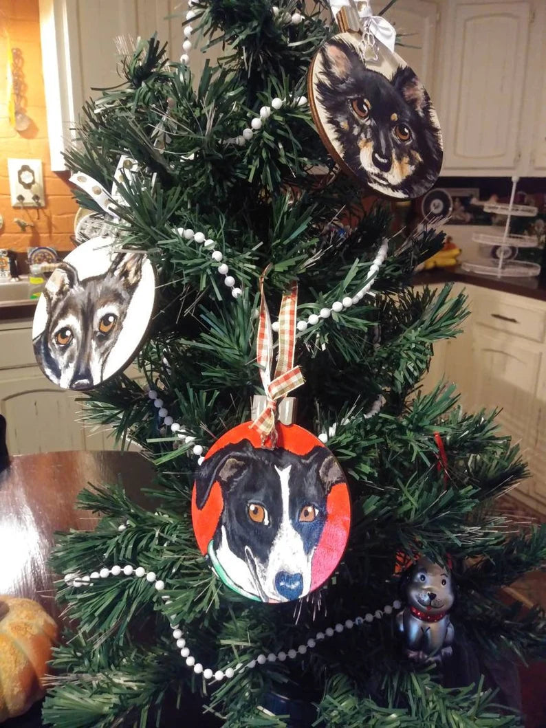 Custom Pet Portrait Christmas Ornament - Hand painted, Pet memorial, personalized, Christmas gift, pet lover, dog owner gift